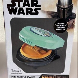 Mini waffle maker Star Wars Mandalorian